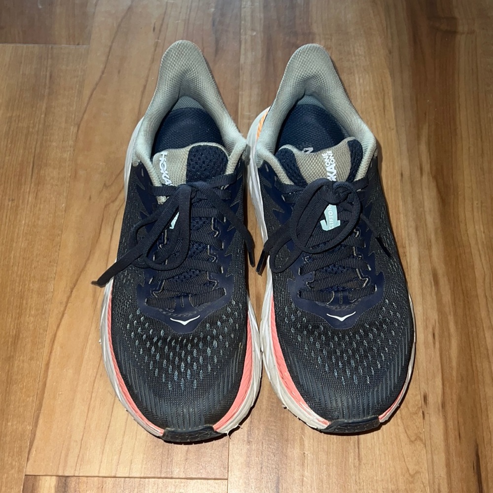 Hoka Sneakers
